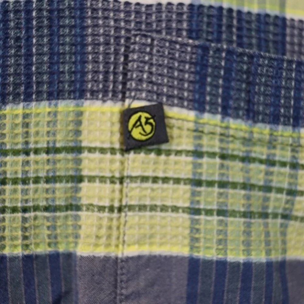 The North Face A5 Series Green Plaid Short-Sleeve Hiking Shirt Medium